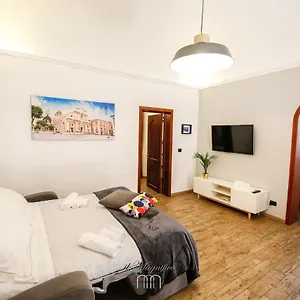 https://il-magnifico-apartment.sicilyhotelsitaly.net