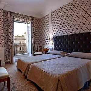 https://boutique-hotel-trevi.it-romehotels.com